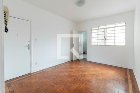 Sala de apartamento à venda com 2 quartos, 71m² em Vila Madalena, São Paulo