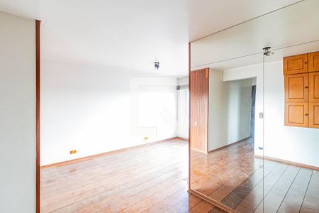 Sala de apartamento para alugar com 2 quartos, 67m² em Jardim Ester, São Paulo