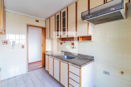 Apartamento para alugar com 67m², 2 quartos e 1 vagaCozinha