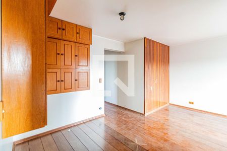 Sala de apartamento para alugar com 2 quartos, 67m² em Jardim Ester, São Paulo