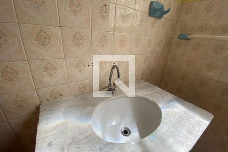 Apartamento para alugar com 80m², 2 quartos e sem vagaBanheiro