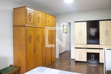 Casa à venda com 168m², 3 quartos e 3 vagas Casa à venda com 168m², 3 quartos e 3 vagasSuíte