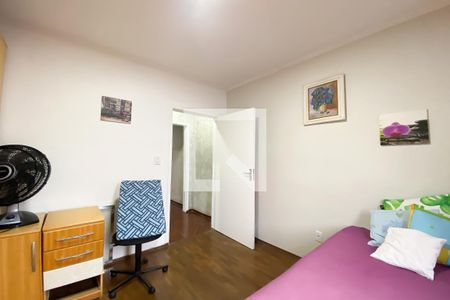 Casa à venda com 168m², 3 quartos e 3 vagas Casa à venda com 168m², 3 quartos e 3 vagasQuarto 2