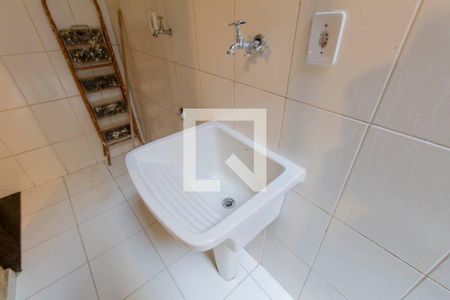 Casa de condomínio para alugar com 120m², 3 quartos e 2 vagasÁrea de Serviço