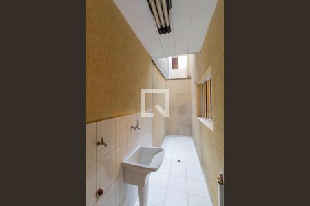 Casa de condomínio para alugar com 120m², 3 quartos e 2 vagasÁrea de Serviço