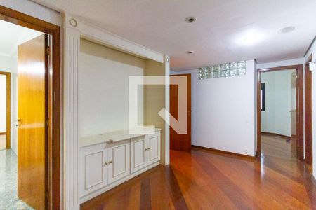 Apartamento para alugar com 180m², 4 quartos e 3 vagasSala de TV
