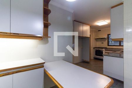 Apartamento para alugar com 180m², 4 quartos e 3 vagasCozinha