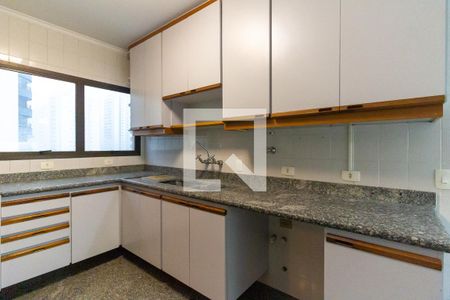 Apartamento para alugar com 180m², 4 quartos e 3 vagasCozinha