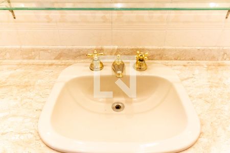 Apartamento para alugar com 180m², 4 quartos e 3 vagasBanheiro da Suíte 2