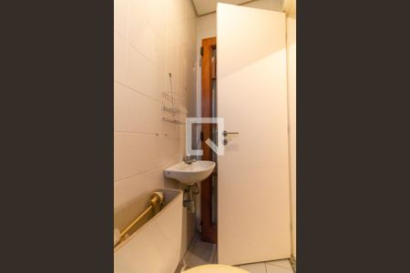 Apartamento para alugar com 180m², 4 quartos e 3 vagasBanheiro de serviço