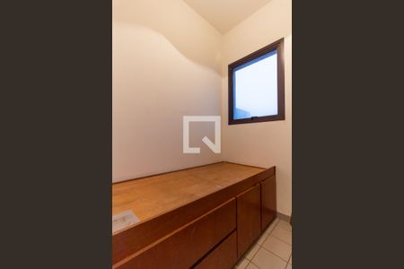Apartamento para alugar com 180m², 4 quartos e 3 vagasQuarto de Serviço