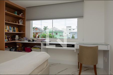 Casa de condomínio à venda com 400m², 5 quartos e 2 vagas Casa de condomínio à venda com 400m², 5 quartos e 2 vagasSuite 1