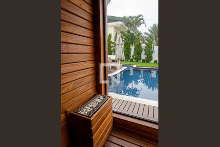 Casa de condomínio à venda com 400m², 5 quartos e 2 vagas Casa de condomínio à venda com 400m², 5 quartos e 2 vagasSauna