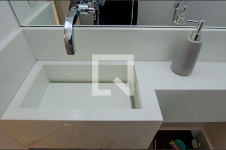 Casa de condomínio à venda com 400m², 5 quartos e 2 vagas Casa de condomínio à venda com 400m², 5 quartos e 2 vagasLavabo