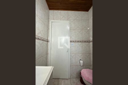 Casa à venda com 110m², 3 quartos e 1 vagaBanheiro