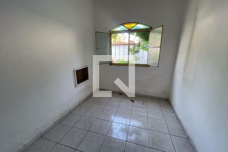 Quarto de casa para alugar com 1 quarto, 30m² em Santa Cruz da Serra, Duque de Caxias