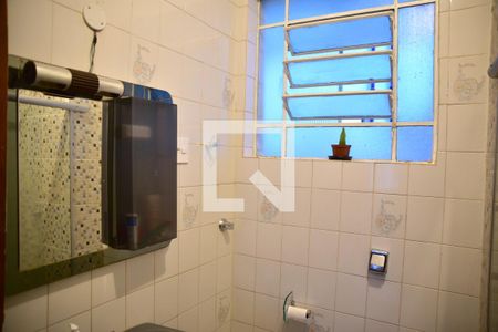 Apartamento à venda com 96m², 2 quartos e sem vagaBanheiro