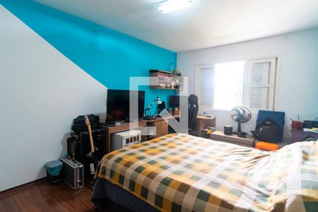 Casa à venda com 350m², 5 quartos e 5 vagasSuíte 2