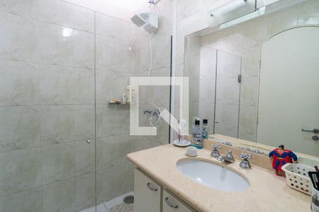 Casa à venda com 350m², 5 quartos e 5 vagasBanheiro da Suíte 3