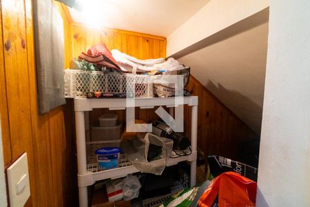 Casa à venda com 350m², 5 quartos e 5 vagasDespensa