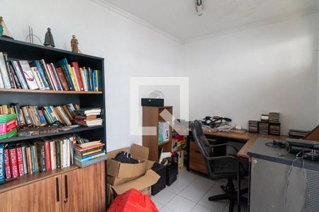 Casa à venda com 350m², 5 quartos e 5 vagasEscritório