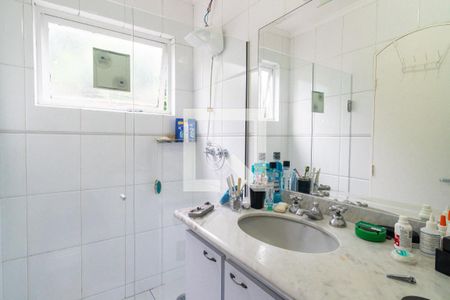 Casa à venda com 350m², 5 quartos e 5 vagasBanheiro da Suíte 2