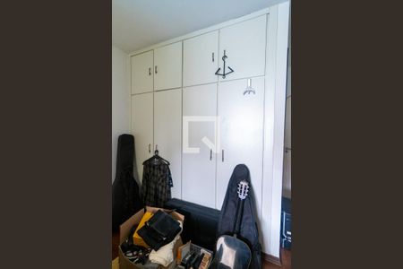 Casa à venda com 350m², 5 quartos e 5 vagasSuíte 3 - Armários