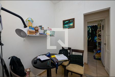 Apartamento à venda com 130m², 3 quartos e sem vagaÁrea comum 