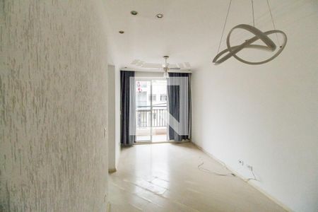 Sala de apartamento para alugar com 3 quartos, 60m² em Parque Roseira, Carapicuíba