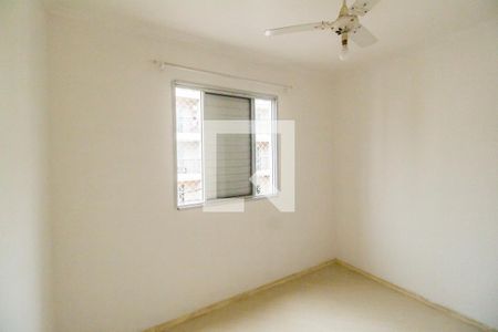 Quarto 1 de apartamento para alugar com 3 quartos, 60m² em Parque Roseira, Carapicuíba