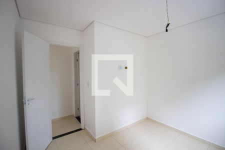 Quarto 2 de apartamento para alugar com 2 quartos, 42m² em Jardim Helian, São Paulo