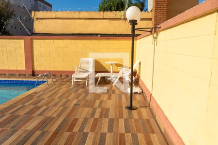 Apartamento para alugar com 72m², 2 quartos e 1 vaga Apartamento para alugar com 72m², 2 quartos e 1 vagaÁrea comum - Piscina