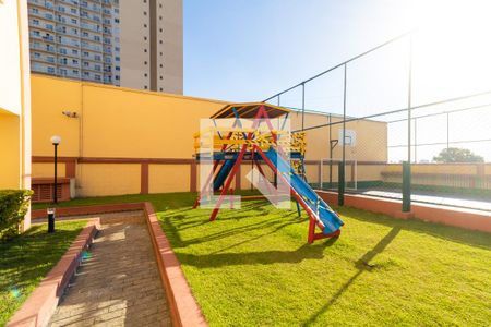 Apartamento para alugar com 72m², 2 quartos e 1 vaga Apartamento para alugar com 72m², 2 quartos e 1 vagaÁrea comum - Playground