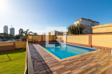 Apartamento para alugar com 72m², 2 quartos e 1 vaga Apartamento para alugar com 72m², 2 quartos e 1 vagaÁrea comum - Piscina