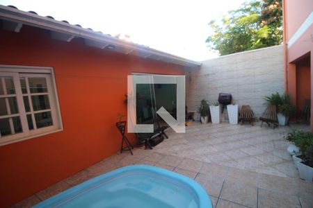 Casa à venda com 192m², 3 quartos e 2 vagasPiscina