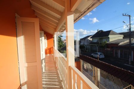 Casa à venda com 192m², 3 quartos e 2 vagasVaranda