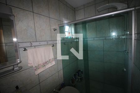 Casa à venda com 192m², 3 quartos e 2 vagasBanheiro