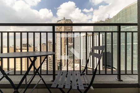 Varanda de kitnet/studio para alugar com 1 quarto, 22m² em República, São Paulo