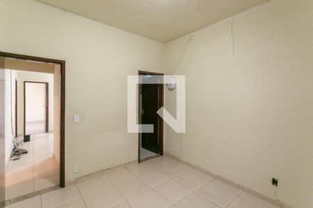 Quarto 1 - Suíte de casa à venda com 3 quartos, 400m² em Cachoeirinha, Belo Horizonte