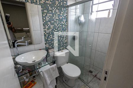 Banheiro da suíte de apartamento para alugar com 3 quartos, 110m² em Itapoã, Belo Horizonte