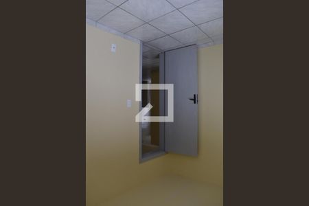 Quarto 1 de apartamento para alugar com 2 quartos, 50m² em Cidade Industrial, Curitiba