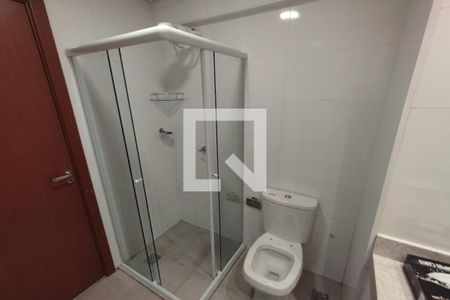 Banheiro de kitnet/studio para alugar com 1 quarto, 36m² em Jardim Botânico, Ribeirão Preto