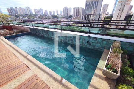 Studio para alugar com 36m², 1 quarto e 1 vaga Studio para alugar com 36m², 1 quarto e 1 vagaPiscina