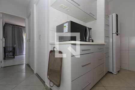 Casa de condomínio para alugar com 68m², 1 quarto e sem vagaCorredor