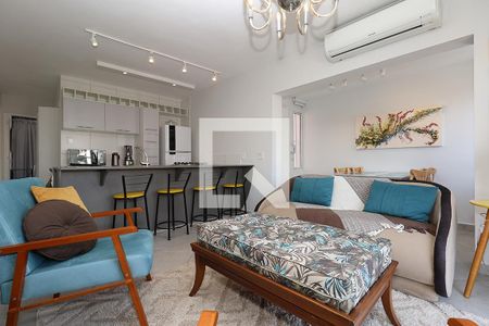 Sala de casa de condomínio para alugar com 1 quarto, 68m² em Pompeia, São Paulo