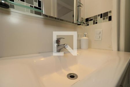 Casa de condomínio para alugar com 68m², 1 quarto e sem vagaBanheiro