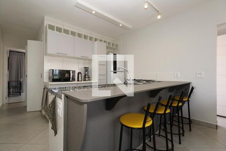 Cozinha de casa de condomínio para alugar com 1 quarto, 68m² em Pompeia, São Paulo