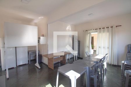 Apartamento para alugar com 64m², 3 quartos e sem vagaÁrea comum - Salão de festas