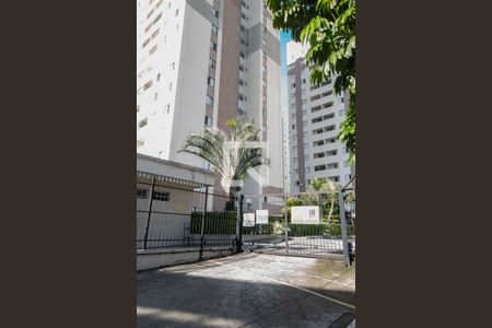 Apartamento para alugar com 64m², 3 quartos e sem vagaFachada