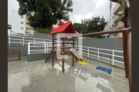 Apartamento para alugar com 60m², 2 quartos e 1 vagaÁrea comum - Playground